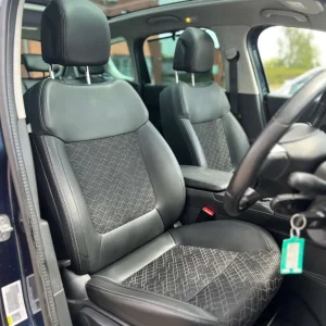 2015 Peugeot 3008 1.6 3008 Allure Blue HDi S/S Auto 5dr SUV Diesel Automatic - Image 2