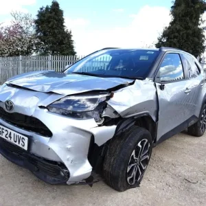 2024 24 REG TOYOTA YARIS CROSS DESIGN HEV HYBRID AUTO DAMAGED SALVAGE - Image 5