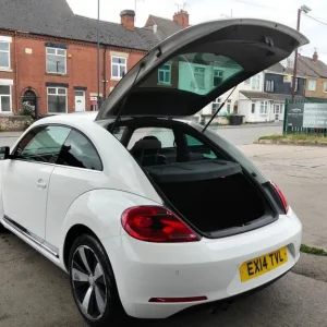 2014 Beetle Sport 2L Diesel 6 Speed - Image 5