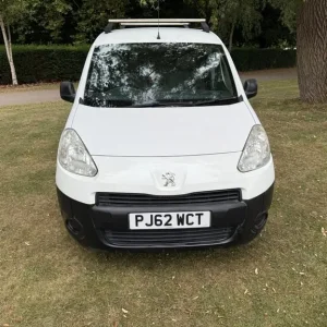 2012 Peugeot Partner 850 S 1.6 HDi 92 Van PANEL VAN Diesel Manual - Image 2