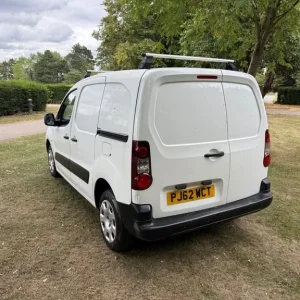 2012 Peugeot Partner 850 S 1.6 HDi 92 Van PANEL VAN Diesel Manual - Image 4