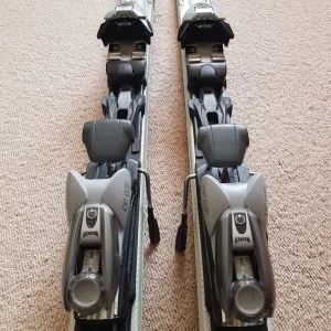 *Postage Available* Volkl Energy 320 163cm Skis + Marker M10 Bindings & Leki Stratos Poles + Bag - Image 3