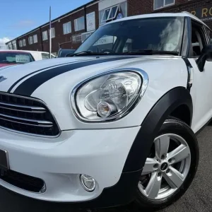 2016 MINI Countryman 1.6 One SUV 5dr Petrol Manual Euro 6 (s/s) (98 ps) SUV Petrol Manual - Image 3