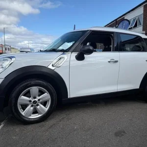 2016 MINI Countryman 1.6 One SUV 5dr Petrol Manual Euro 6 (s/s) (98 ps) SUV Petrol Manual - Image 5
