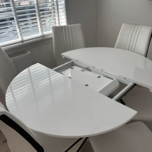 Dining table & chairs - Image 3