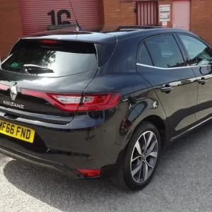 2016 Renault Megane 1.5 dCi Dynamique S Nav 5dr HATCHBACK Diesel Manual - Image 8