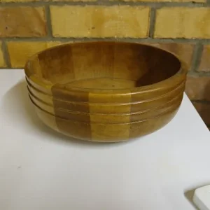 Walnut wooden bowl, slight mark inside but good condition