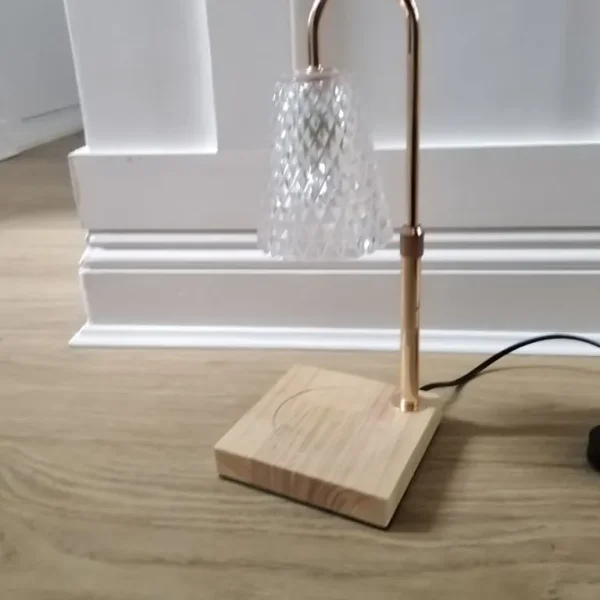 Height adjustable bedside table lamp