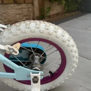 Frozen bike - Image 4