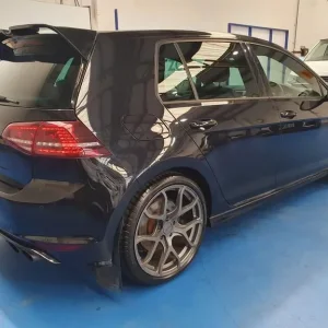 2015 Volkswagen Golf 2.0 TSI BlueMotion Tech R DSG 4Motion Euro 6 (s/s) 5dr HATCHBACK Petrol Auto... - Image 3