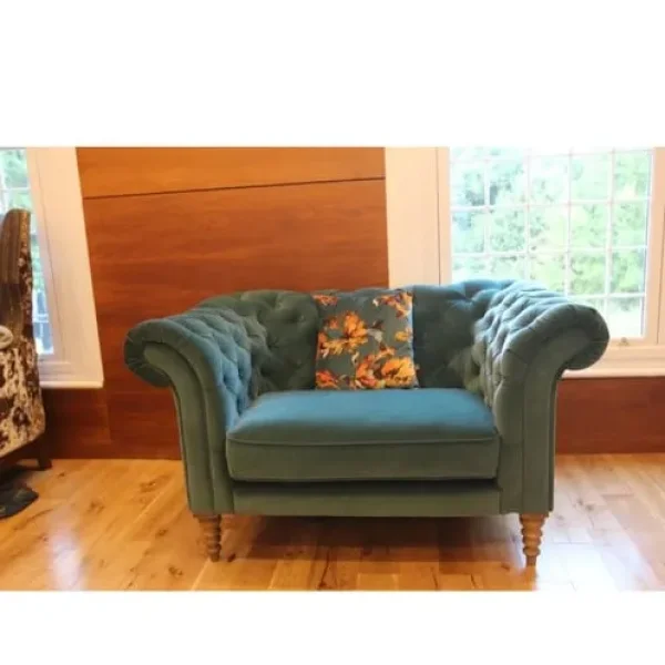 Beautiful chesterfield style Sofa dot com Oscar loveseat