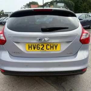 2012 Ford Focus 1.6 TDCi Zetec Hatchback 5dr Diesel Manual Euro 5 (s/s) (115 ps) Hatchback Diesel... - Image 7