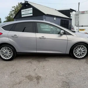 2012 Ford Focus 1.6 TDCi Zetec Hatchback 5dr Diesel Manual Euro 5 (s/s) (115 ps) Hatchback Diesel... - Image 8