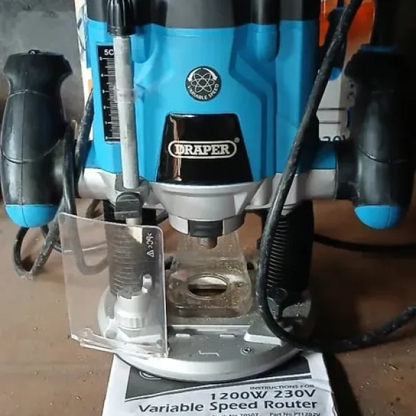 Draper variable speed router