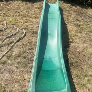 Children’s (water) Slide + complementary swings and handle bars - Image 2