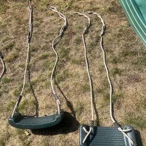 Children’s (water) Slide + complementary swings and handle bars - Image 5