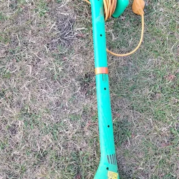 Powerbase grass trimmer for sale