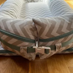 Sleepyhead Deluxe+ Baby Pod/Nest Bed/Dock-a-tot - Image 7