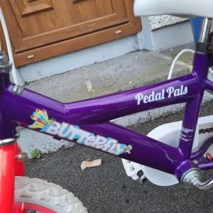 Girls 14 inch bike - Image 4
