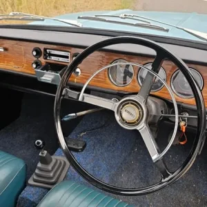 Ford corsair 1700 deluze 1966 classic car - Image 6