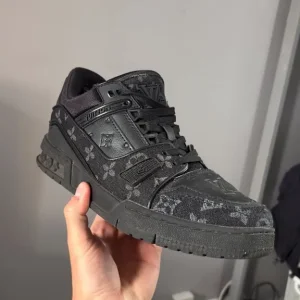 Louis Vuitton Shoes - Image 2