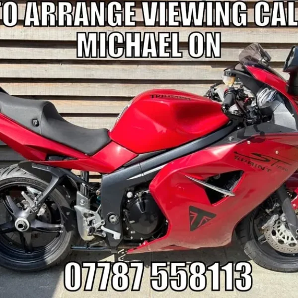 2007 / 07 Triumph Sprint 1050 £1900 Red 42803 miles.