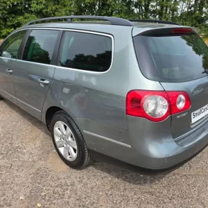 2006 Volkswagen Passat 2.0 TDI SE Euro 4 5dr ESTATE Diesel Manual - Image 8