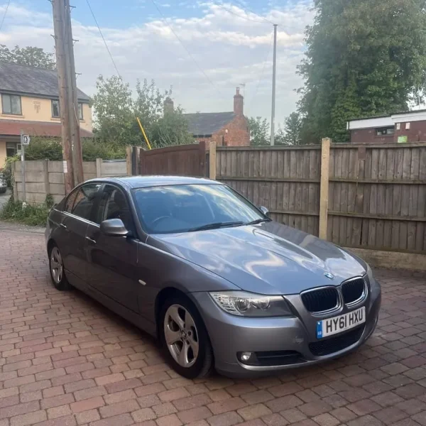 BMW, 3 SERIES, Saloon, 2011, Manual, 1995 (cc), 4 doors