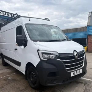 2021 Renault Master 2.3 dCi 35 Business+ FWD MWB Medium Roof Euro 6 4dr PANEL VAN Diesel Manual - Image 2