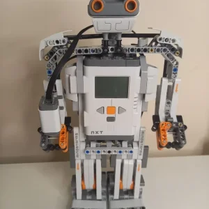 LEGO Mindstorms NXT 2.0 8547 Robotics Set