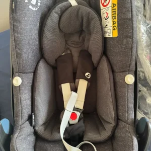 Maxi cosi pebble car seat - Image 8