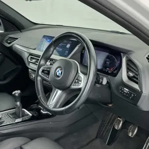 2023 BMW 1 Series 118i [136] M Sport 5dr [Live Cockpit Professional] Hatchback Petrol Manual - Image 6