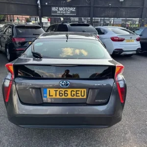 2016 Toyota Prius 1.8 VVT-h Active CVT Euro 6 (s/s) 5dr Hatchback Petrol/Ele Automatic - Image 7