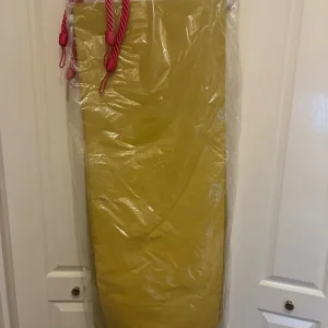 Gold Curtains - Image 2