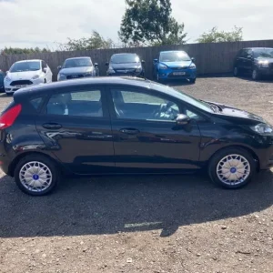 2009 Ford Fiesta 1.25 Style 5dr HATCHBACK Petrol Manual - Image 6
