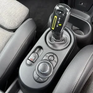 2022 71 REG MINI COOPER S AUTO LEVEL 2 ELECTRIC DAMAGED REPAIRABLE SALVAGE - Image 4