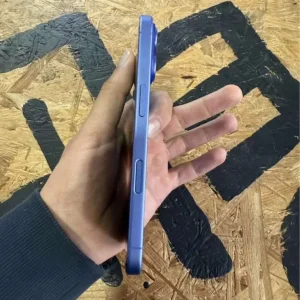 iPhone 16 128GB Ultramarine - Image 4