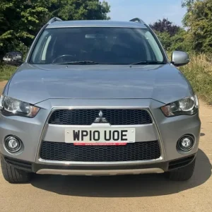 2010 Mitsubishi Outlander 2.2 DI-D Juro SST 4WD Euro 4 5dr ESTATE Diesel Automatic - Image 4