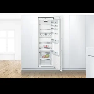 Bosch KIR81AFE0G 55.8cm Built In Fridge
