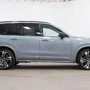 2024 Volvo XC90 Ultra, B5 AWD Mild hybrid, Petrol, Dark, 7 Seats ESTATE Petrol/Electric Hybrid Au... - Image 2