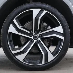 2024 Volvo XC90 Ultra, B5 AWD Mild hybrid, Petrol, Dark, 7 Seats ESTATE Petrol/Electric Hybrid Au... - Image 6