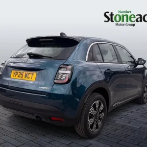 2025 Fiat 600 600 1.2 100hp Hybrid Edct-6 HATCHBACK Petrol/Electric Hybrid Automatic - Image 3