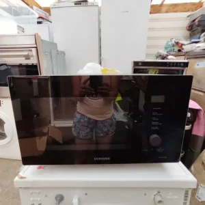 Samsung Combi smart microwave oven with air fry&steam, Brand new - Image 8