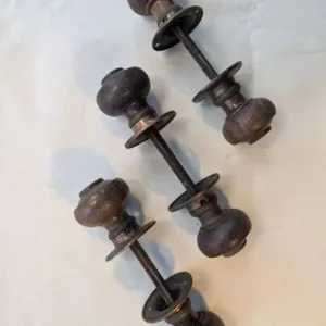 Reclaimed door knobs - Image 7