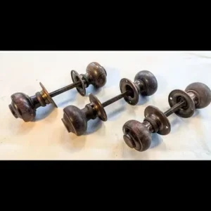 Reclaimed door knobs - Image 8