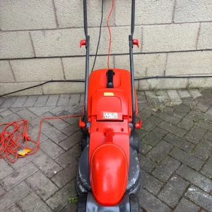 Flymo Rollermo electric lawnmower - Image 2