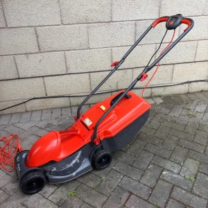 Flymo Rollermo electric lawnmower - Image 4