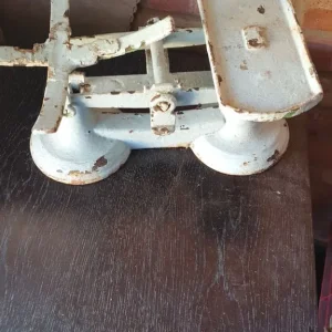 Vintage scales - Image 3