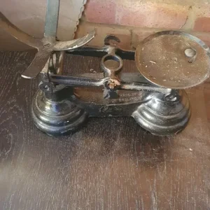 Vintage scales - Image 4