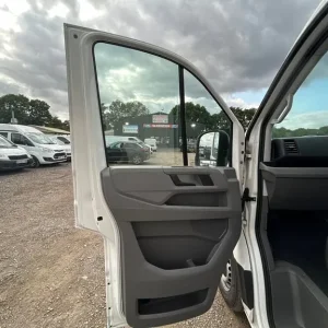 2019 Volkswagen Crafter Crafter CR35 Startline TDI Auto Fridge DIESEL Automatic - Image 5